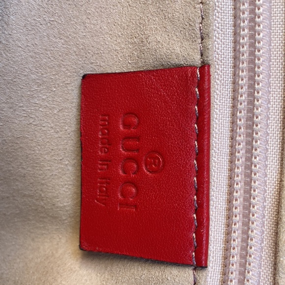 Gucci Beige Bee Embroidered Canvas & Leather small Day Backpack & Wallet - Picture 3 of 12